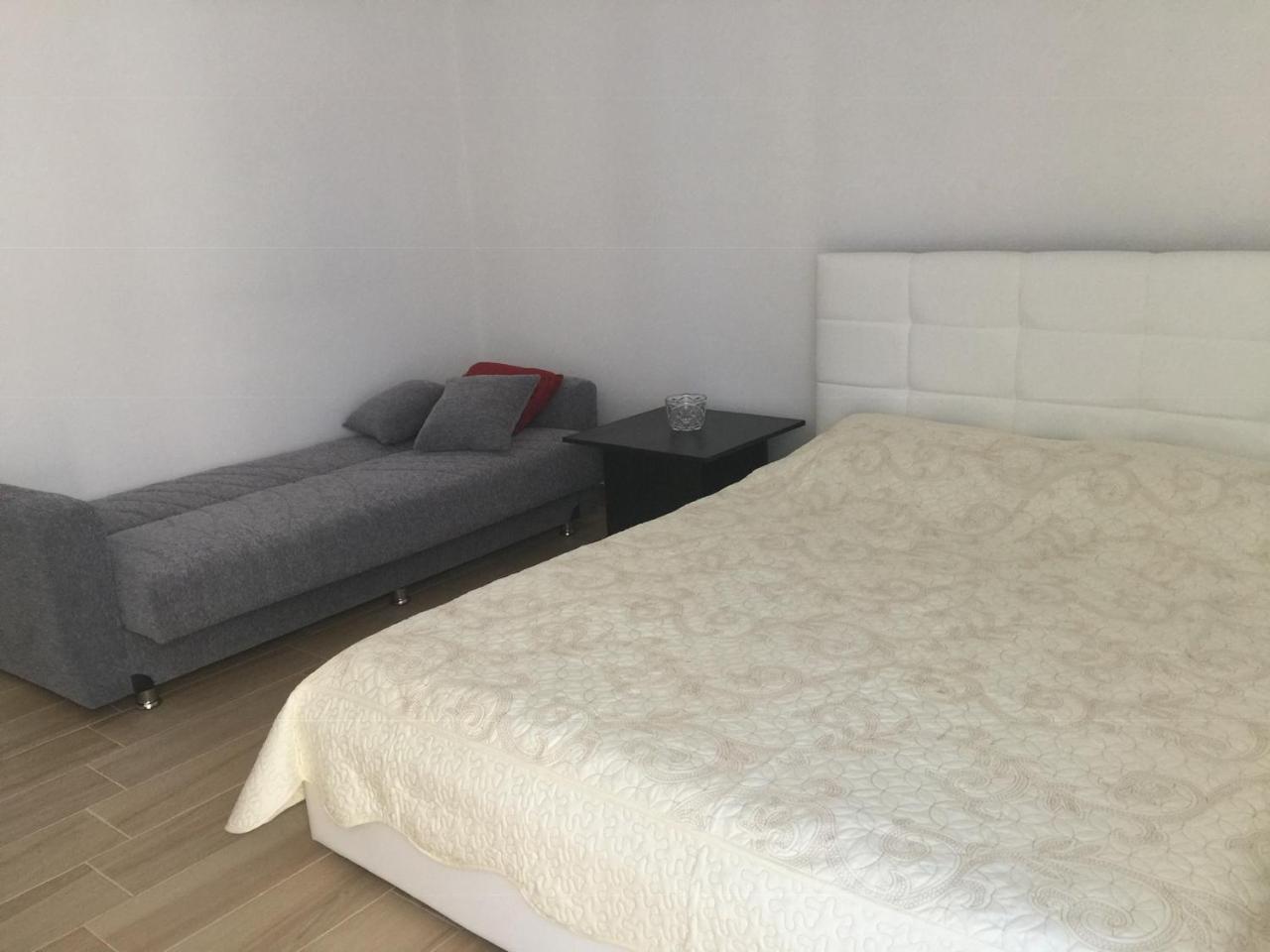 Kk Fafa Apartments Golem  Eksteriør bilde