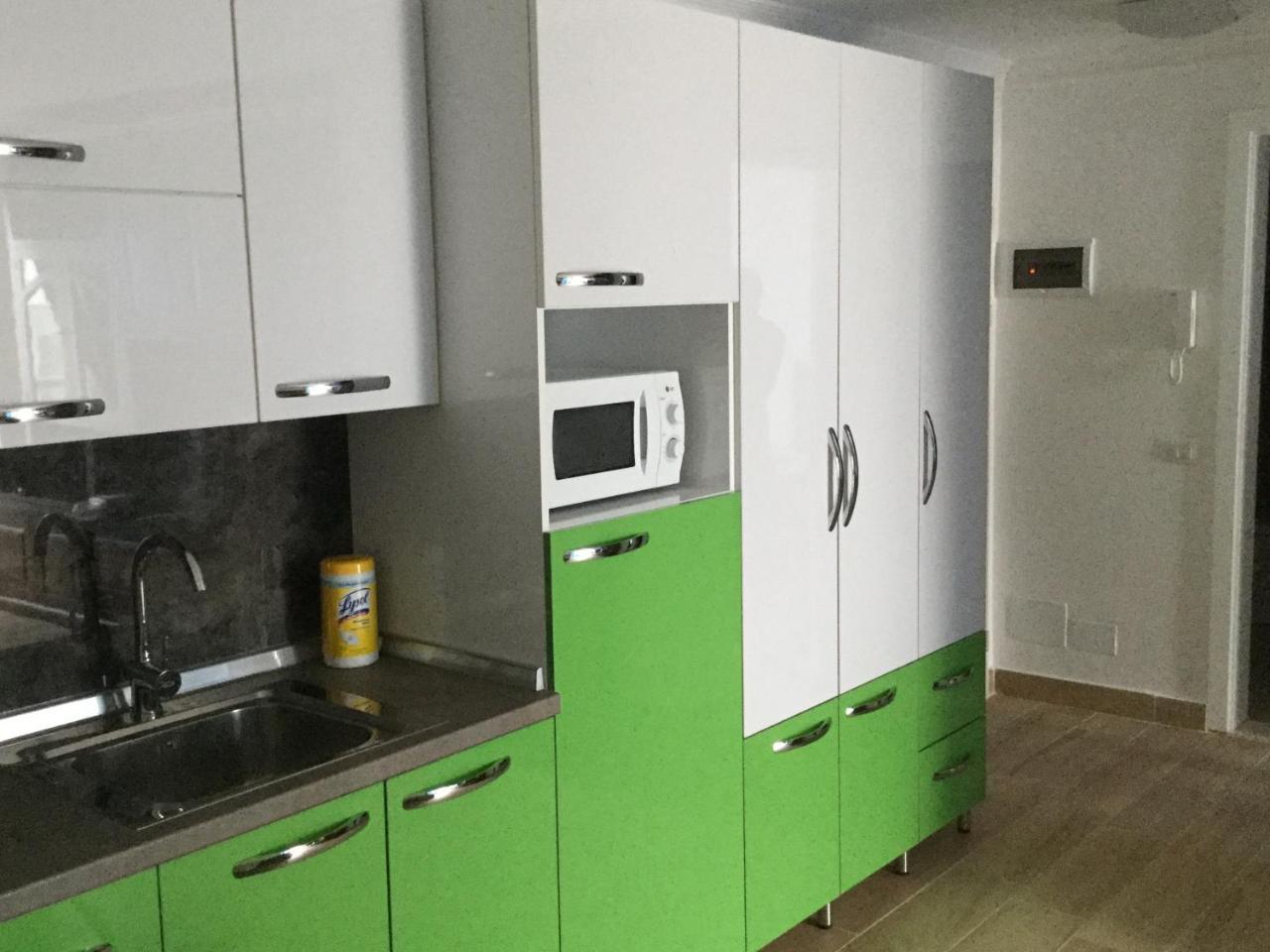 Kk Fafa Apartments Golem  Eksteriør bilde
